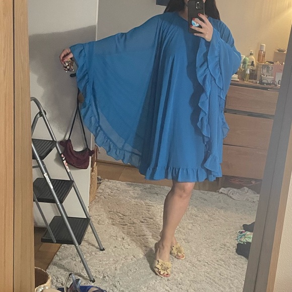 Mac Duggal Long-Sleeve High-Neck Mini Cape Dress Sz. 10 - Picture 5 of 7